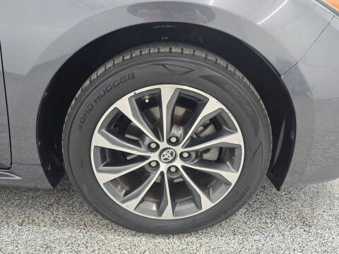 2017 Toyota Avalon XLE