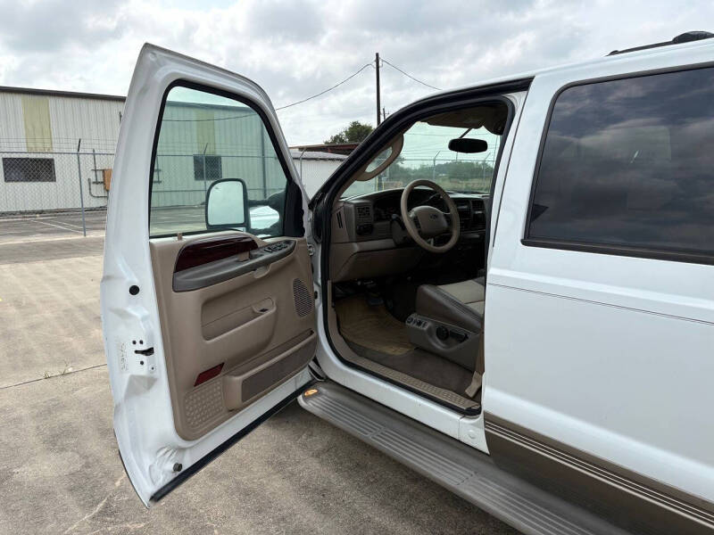 2004 Ford Excursion Eddie Bauer