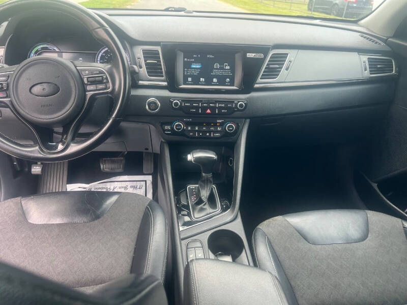 2017 Kia Niro EX