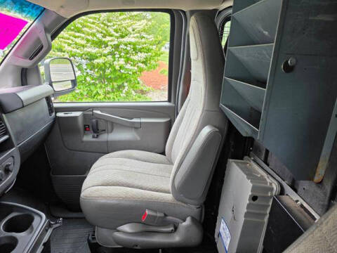 2016 GMC Savana 2500