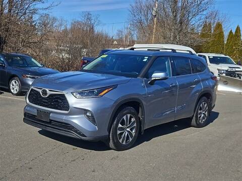 2021 Toyota Highlander for sale at 1 North Preowned in Danvers MA