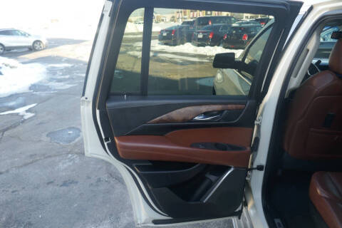 2015 Cadillac Escalade Luxury