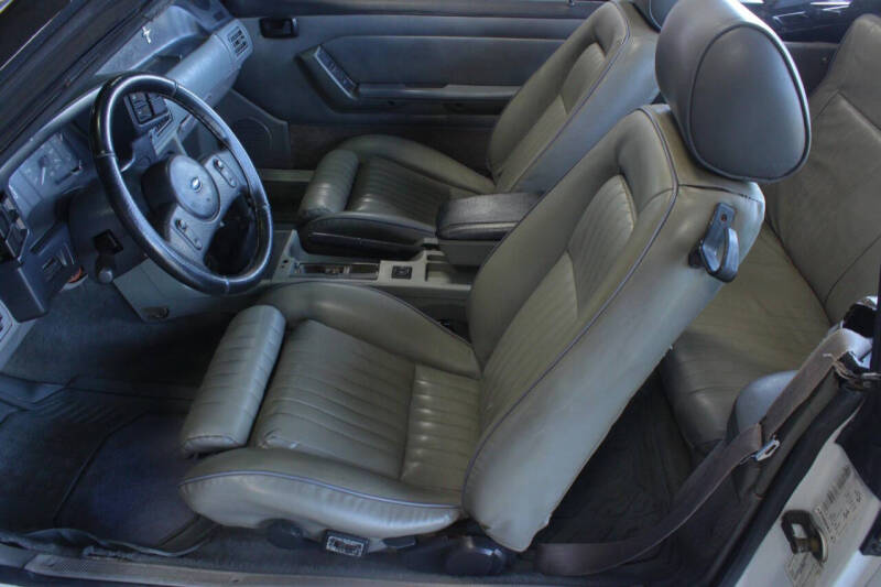 1987 Ford Mustang GT