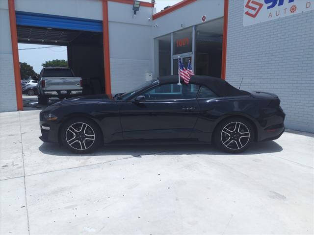 2018 FORD Mustang Convertible - $15,997