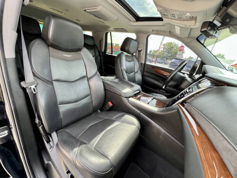 2017 Cadillac Escalade Premium Luxury