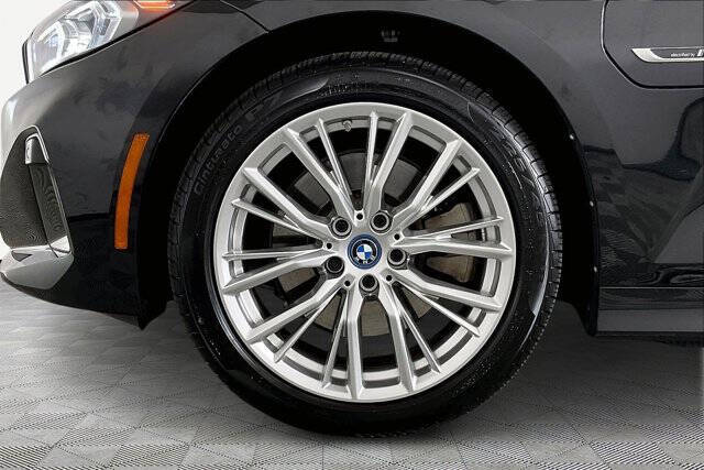 2023 BMW 3 Series 330e xDrive