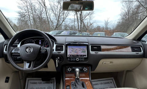 2013 Volkswagen Touareg VR6 Sport