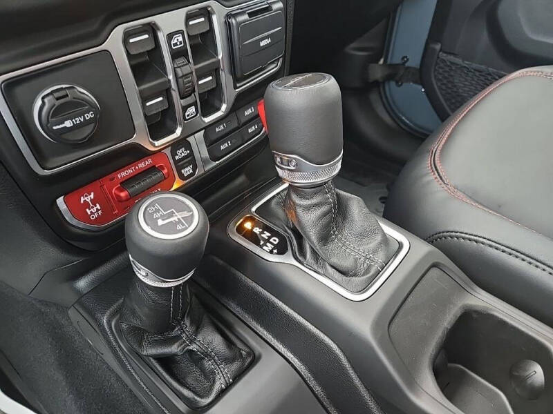 2026 Jeep Gladiator Shadow Ops