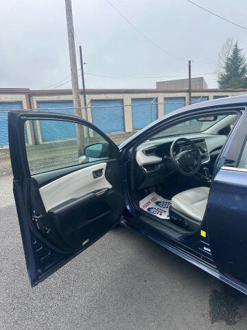 2018 Toyota Avalon Hybrid XLE Premium