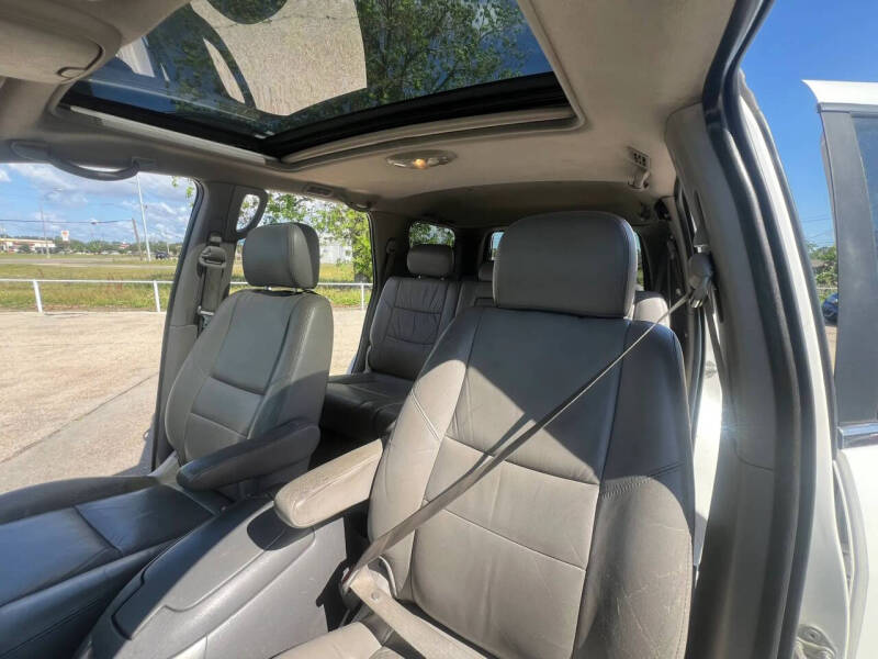 2003 Toyota Sequoia Limited