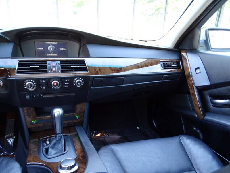 2007 BMW 5 Series 530xi