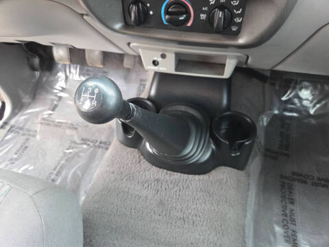 2001 Mazda B-Series B4000 SE