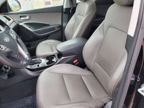 2017 Hyundai Santa Fe SE Ultimate