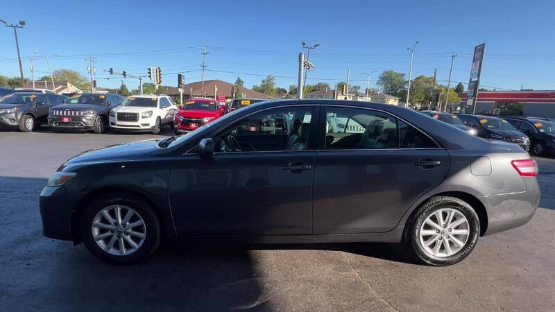 2011 Toyota Camry null photo 1