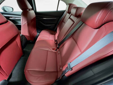 2025 Mazda Mazda3 Sedan 2.5 S Carbon Edition