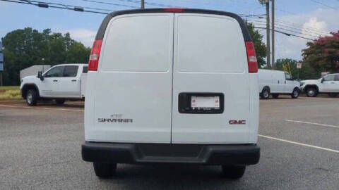2025 GMC Savana 2500