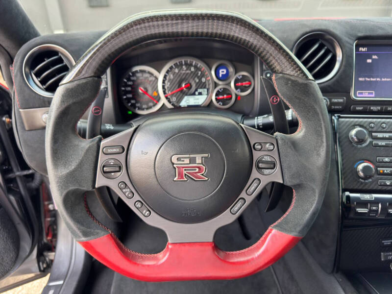 2016 Nissan GT-R Premium