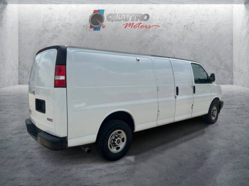 2023 GMC Savana 2500