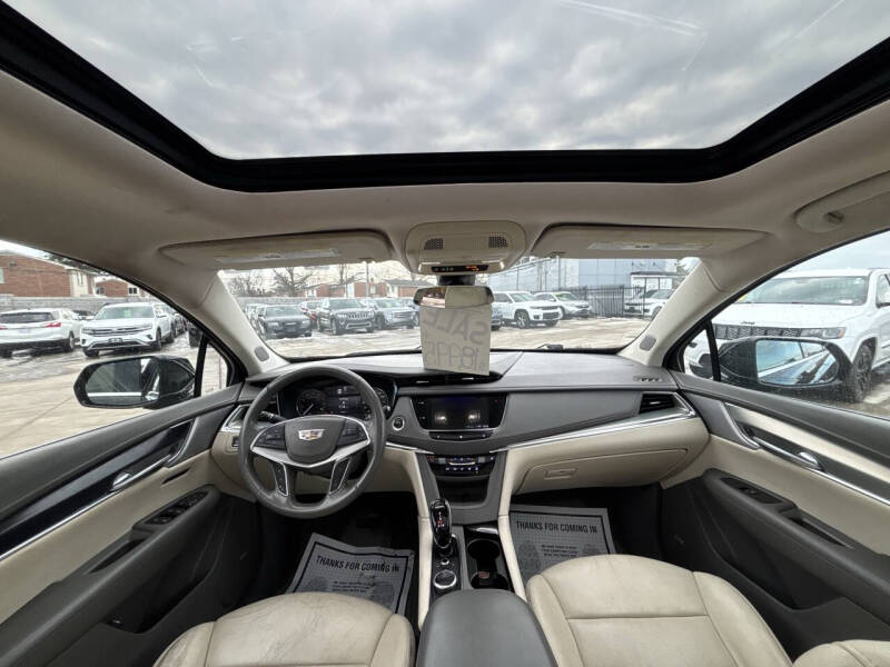 2020 Cadillac XT5 Premium Luxury