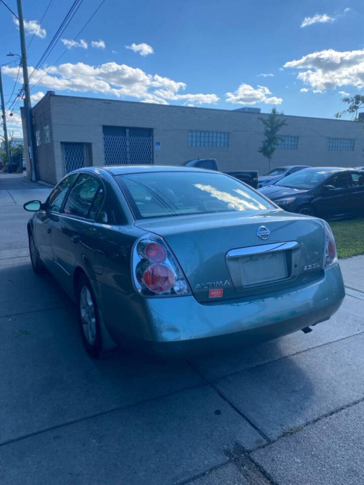 2005 Nissan Altima for sale at Macks Motor Sales in Chicago, IL