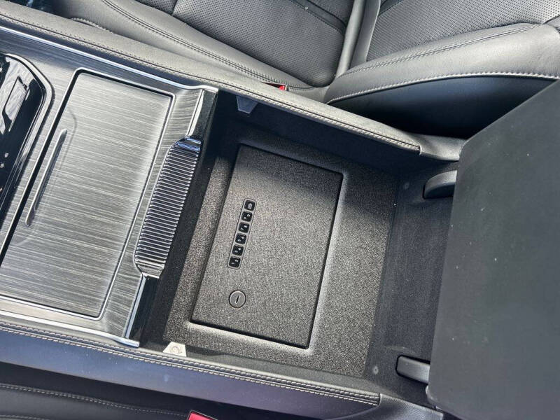 2024 Jeep Wagoneer L Series III