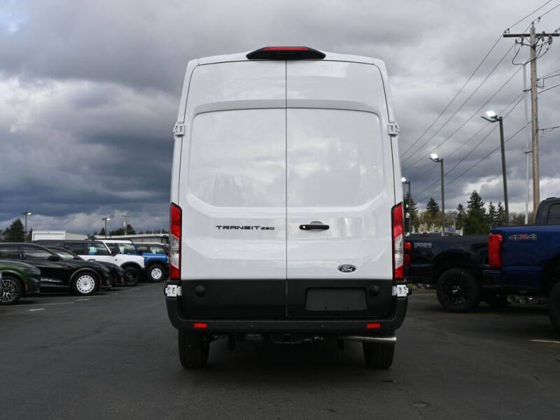 2026 Ford Transit 250
