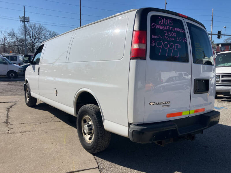 2015 Chevrolet Express 2500