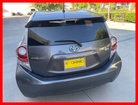 2012 Toyota Prius c Two