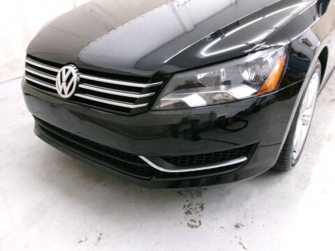 2014 Volkswagen Passat 2.5L SE PZEV