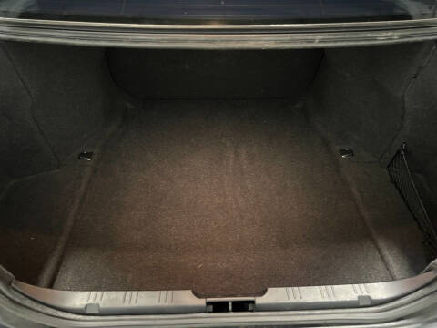 2004 BMW 5 Series 525i