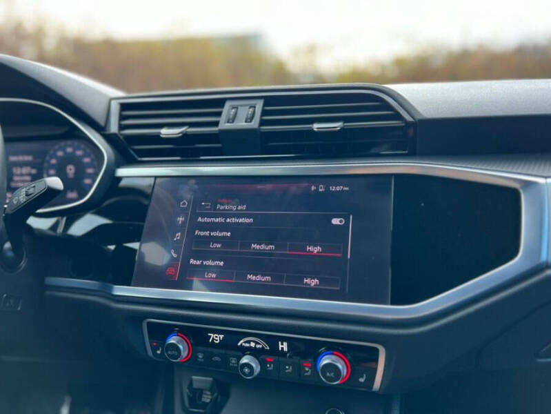 2021 Audi Q3 quattro S line Premium 45 TFSI