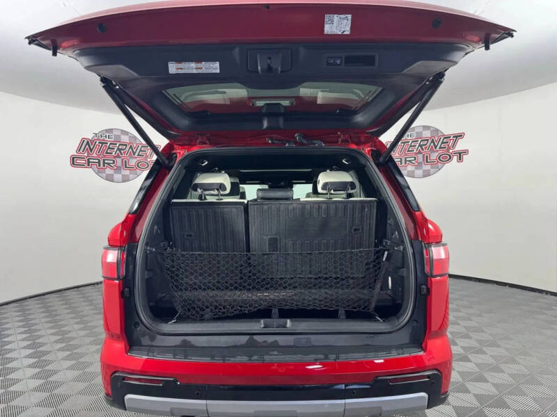 2023 Toyota Sequoia Capstone