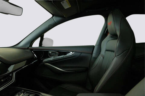 2026 Aston Martin DBX 707