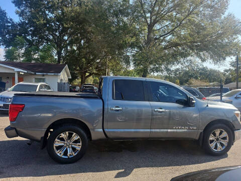 2018 Nissan Titan SV