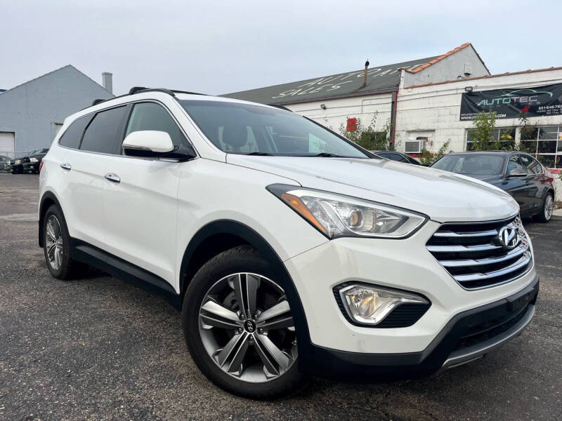 2015 Hyundai Santa Fe GLS photo 3