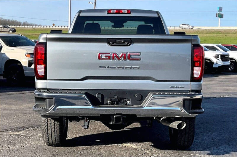 2026 GMC Sierra 2500HD SLE
