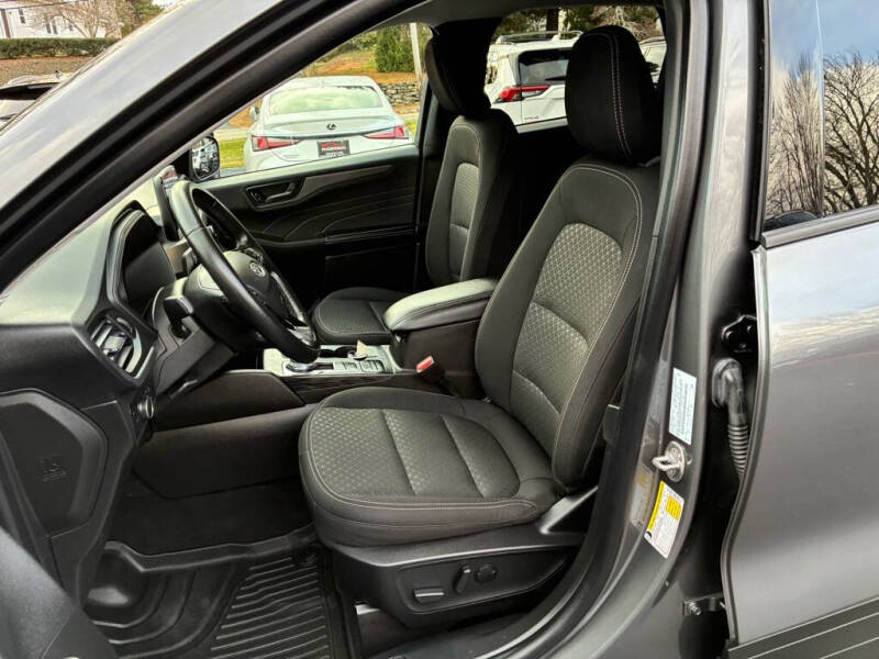 2024 Ford Escape Active