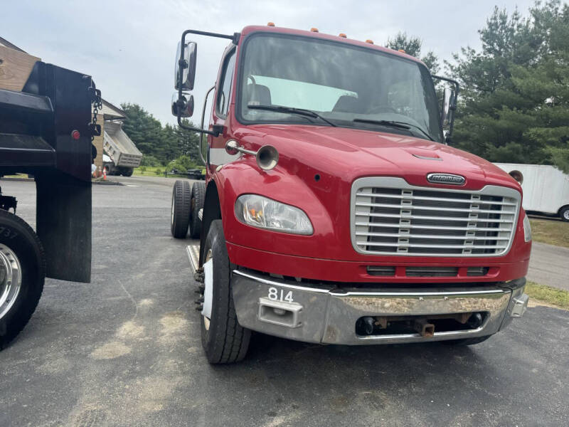 2007 Freightliner M2 106