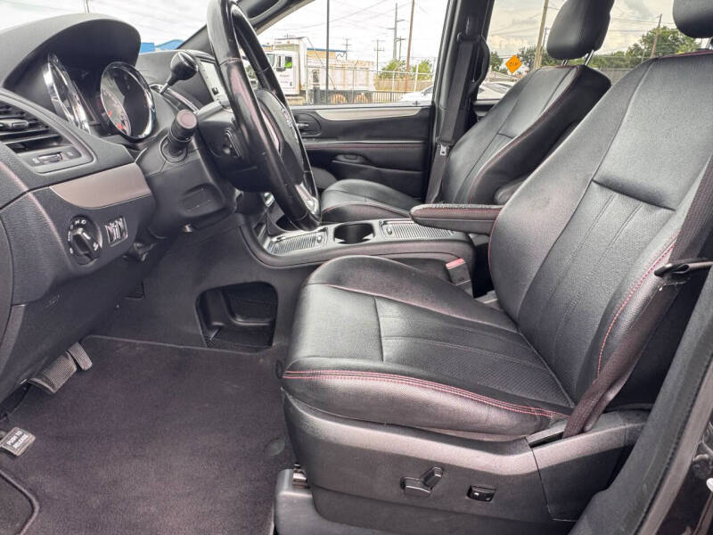 2020 Dodge Grand Caravan GT