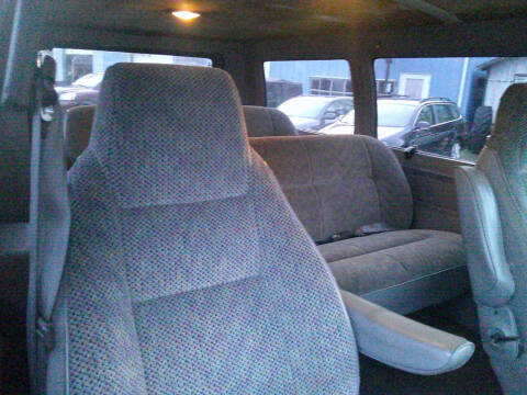 2000 Dodge Ram Van 1500