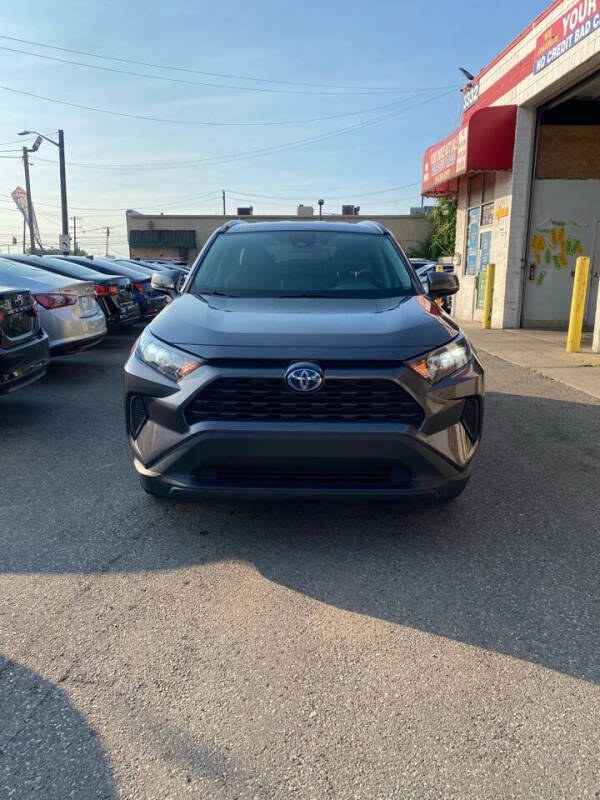 2022 Toyota RAV4 Hybrid LE