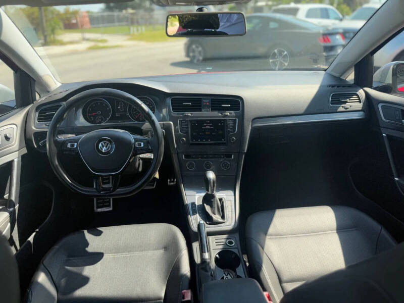 2017 Volkswagen Golf Alltrack