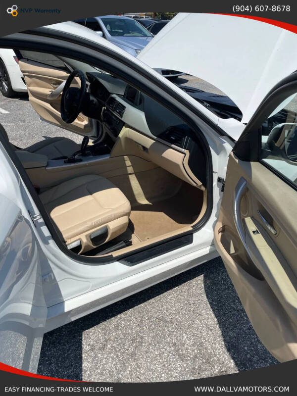 2015 BMW 3 Series 320i