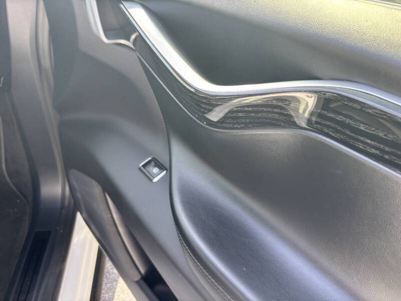 2016 Tesla Model X 75D