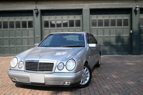 1996 Mercedes-Benz E-Class for sale at Bill Dovell Motor Car in Columbus OH