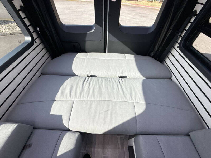 2025 Mercedes-Benz Sprinter