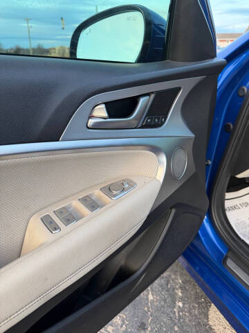 2021 Genesis G70 2.0T