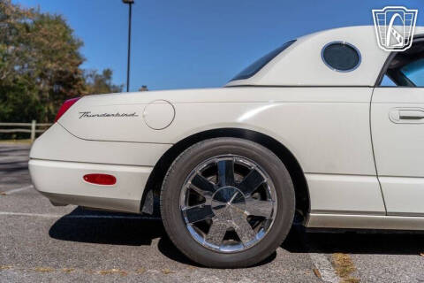 2002 Ford Thunderbird Deluxe