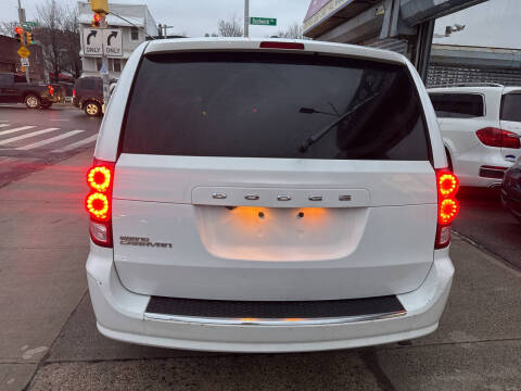 2017 Dodge Grand Caravan SE Plus