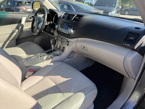 2012 Toyota Highlander